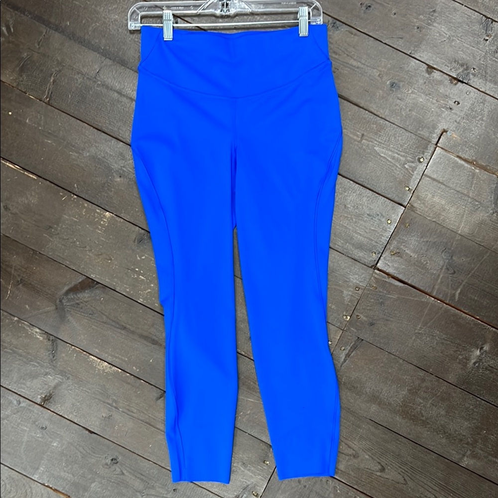 Lululemon Athletica Electric Blue Base Pace 25” Leggings. Size 10. NWT